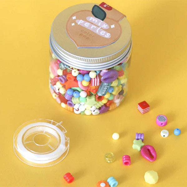 La Petite Epicerie Pro - Jewellery Kit - Pearls Mix - Pop Colour - Lifestyle Cut 2