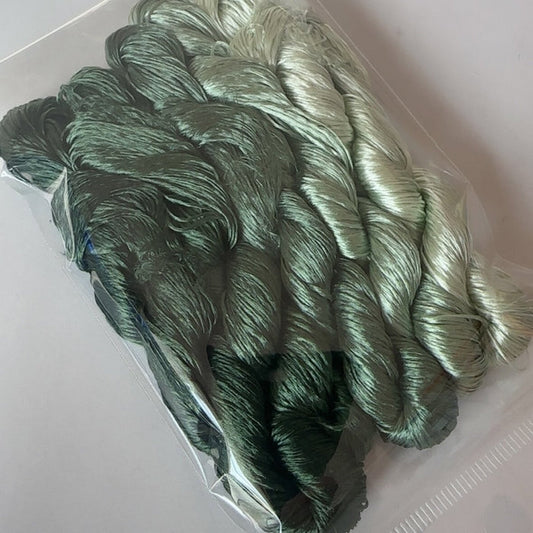 80m Suzhou Embroidery Untwisted Mulberry Silk Thread(#40   80m*5) - Ronghua Threads