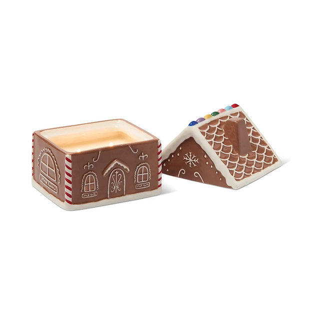Ceramic Gingerbread House 9.5oz Candle