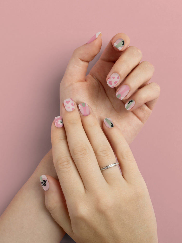 COSMIC Press-On Nails | W878-Image 1