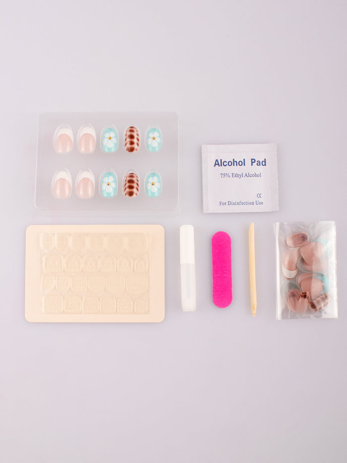 COSMIC Press-On Nails | JP3820-Image 3