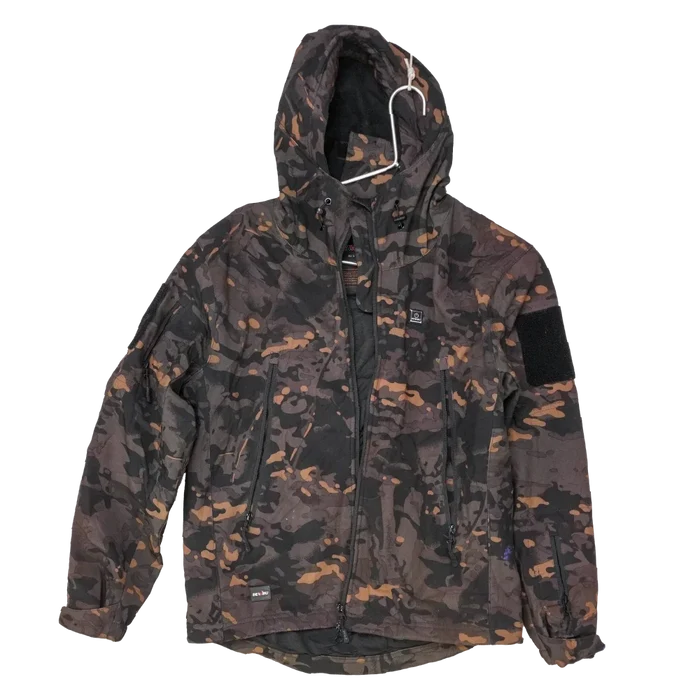 Dewbu Camo Softshell Heated Jacket - Small - Army & Outdoors - Softshell Jacket
