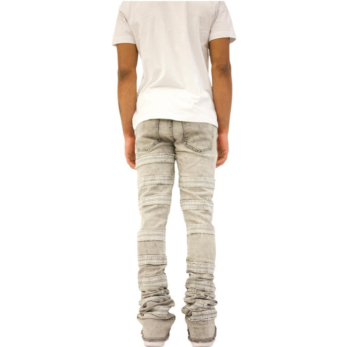 Model wearing Doctrine Kill Joy Stacked Jeans - Steel Grey with a stylish and trendy look