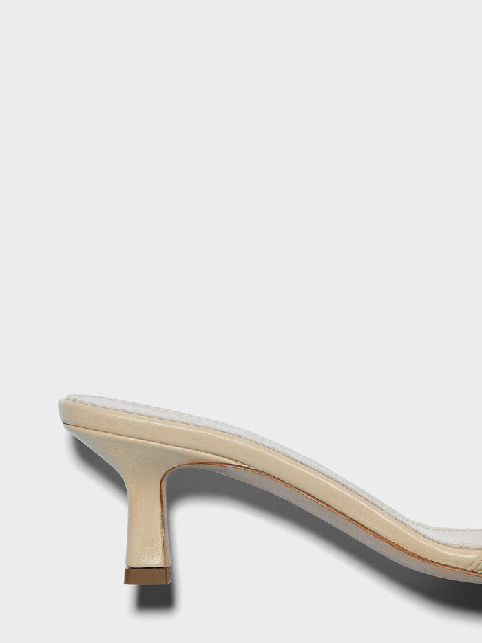 Gilly Eyelet Sandals