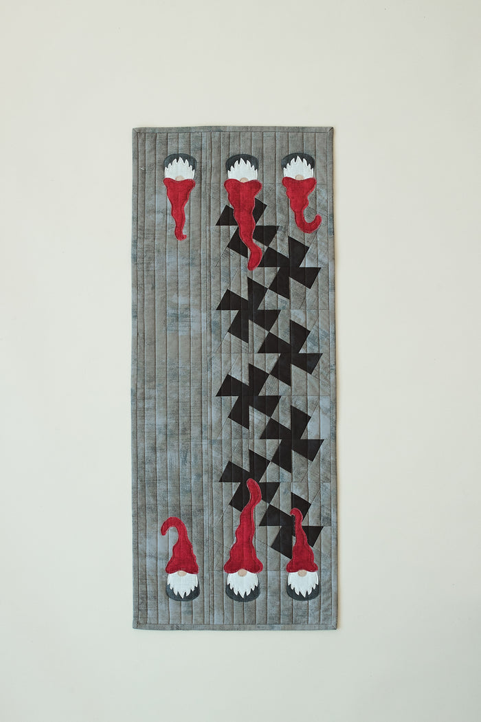 gnome table runner