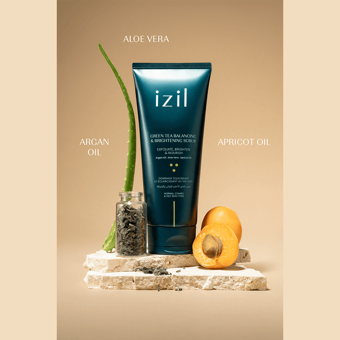 Izil Beauty Green Tea Balancing & Brightening Scrub 220g - Beauty Tribe