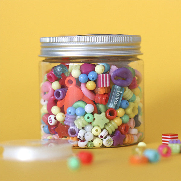 La Petite Epicerie Pro - Jewellery Kit - Pearls Mix - Pop Colour - Lifestyle Cut 1