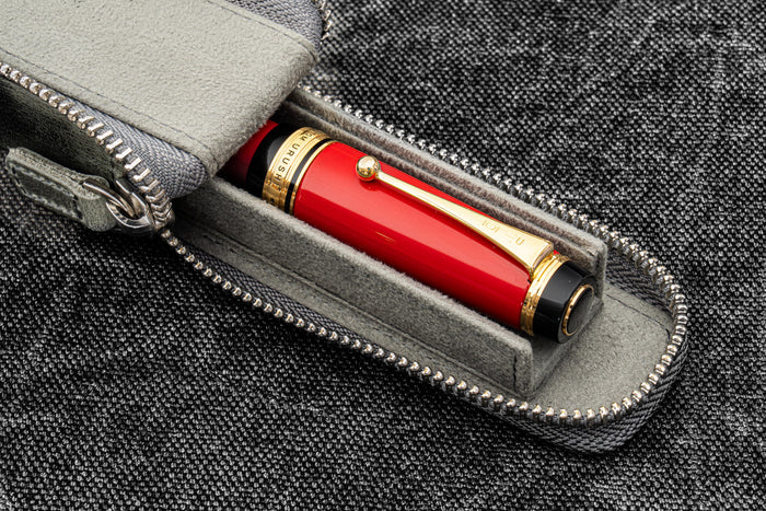 Leather Zippered Magnum Opus Single Hard Pen Case For Oversized Pens & Namiki Emperor - Crazy Horse Smoky