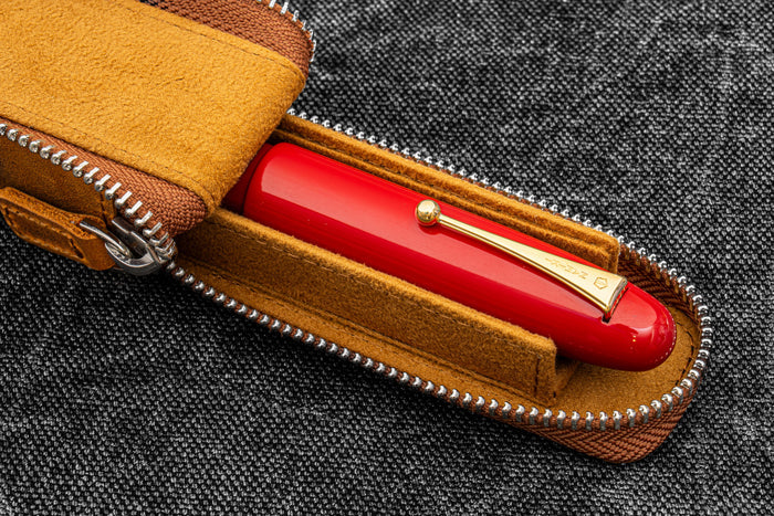 Leather Zippered Magnum Opus Single Hard Pen Case For Oversized Pens & Namiki Emperor - Crazy Horse Brown