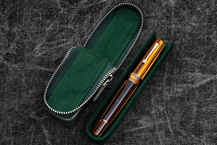 Leather Zippered Magnum Opus Single Hard Pen Case For Oversized Pens & Namiki Emperor - Crazy Horse Forest Green