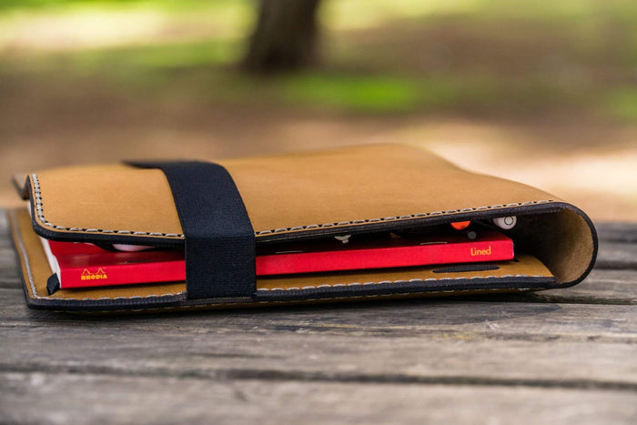Leuchtturm1917 A4 - A4+ Leather Cover Portfolio - Natural
