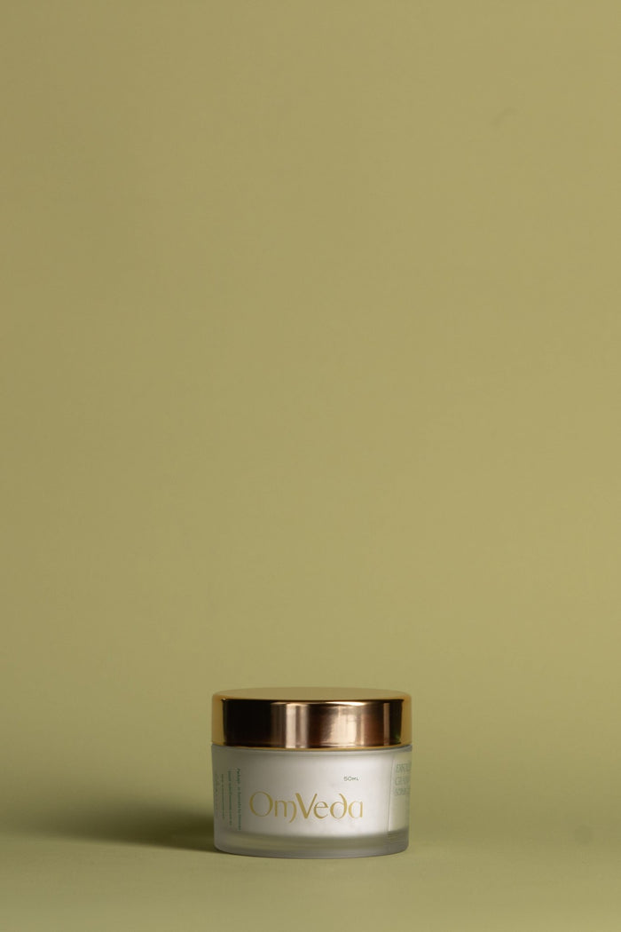 OmVeda exfoliating grains jar with gold lid, 50 ml, single jar view