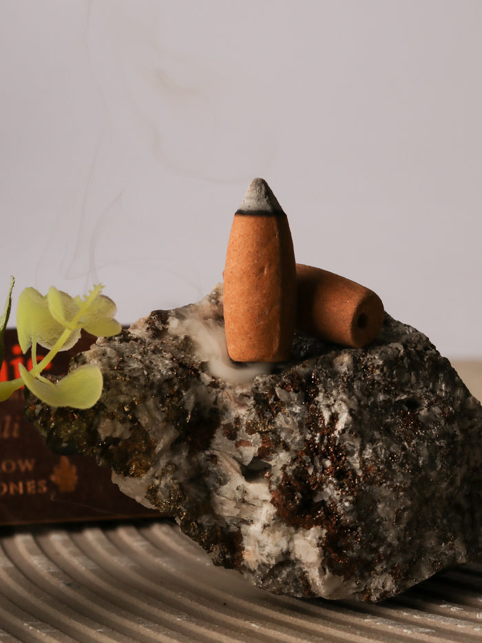 Organic Goodness Backflow Cones | Patchouli-Image 1