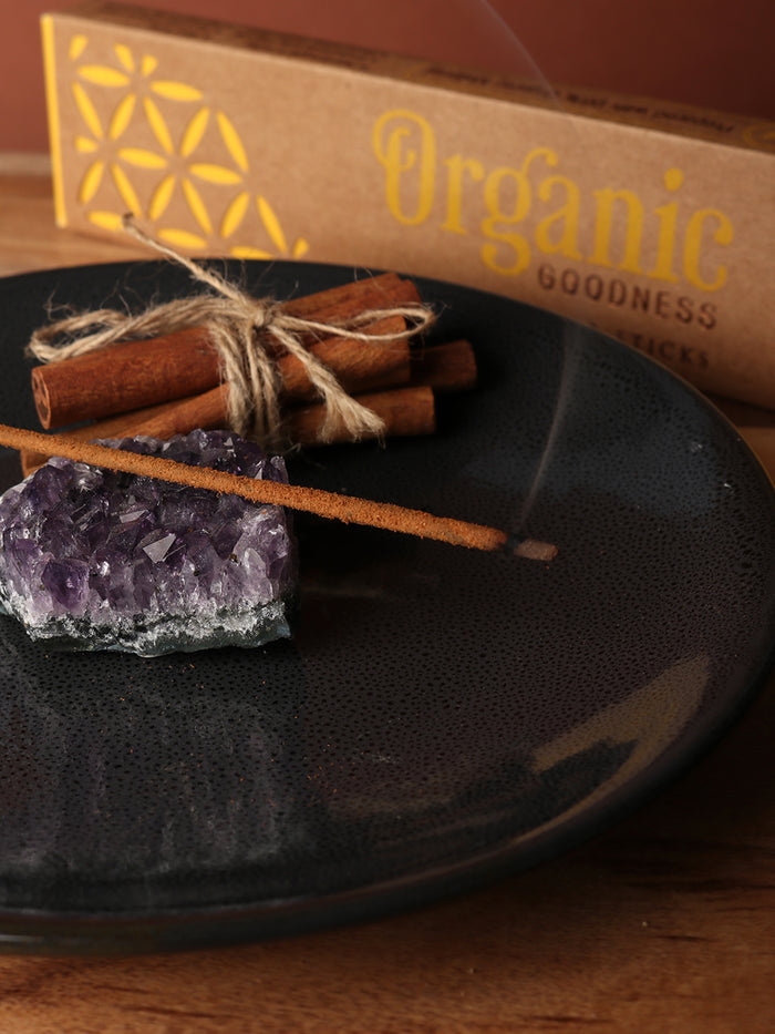 Organic Incense Sandalwood | One Colour-Image 1