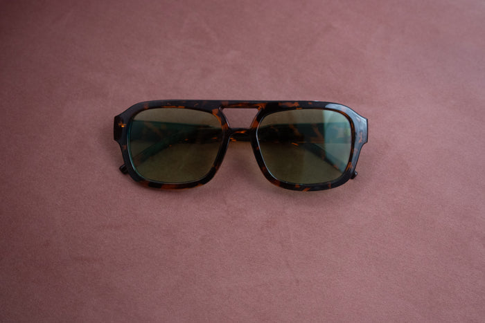 Oversized Frame Sunglasses