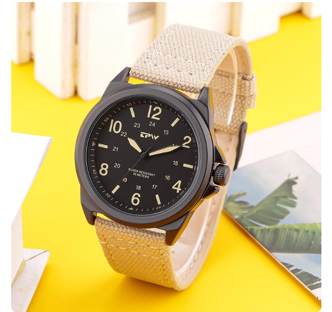 Retro Quartz Watch - Lightweight Wear-Resistant Timepiece
