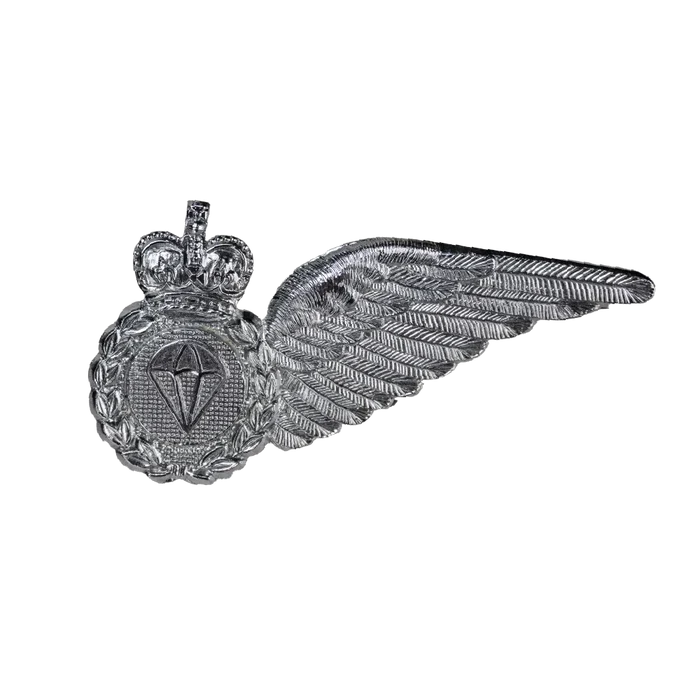 Royal New Zealand Air Force Parachute Instructor Badge - New Zealand Air Force Surplus - Flags, Badges & Insignia