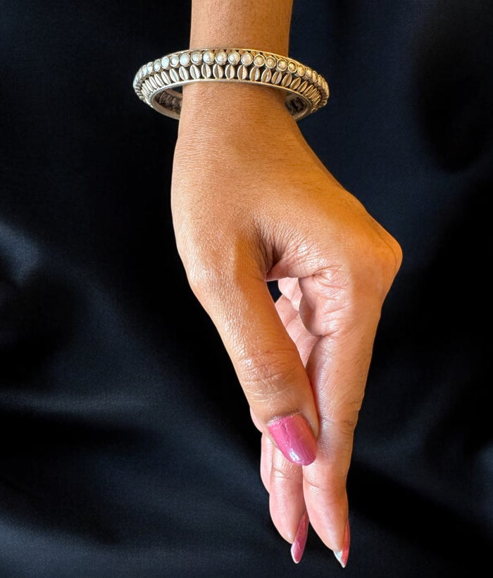 The Moti Tode Silver Pearl Bangle- Single (Oxidised-Size/2.2/ 2.4/2.6/2.8)