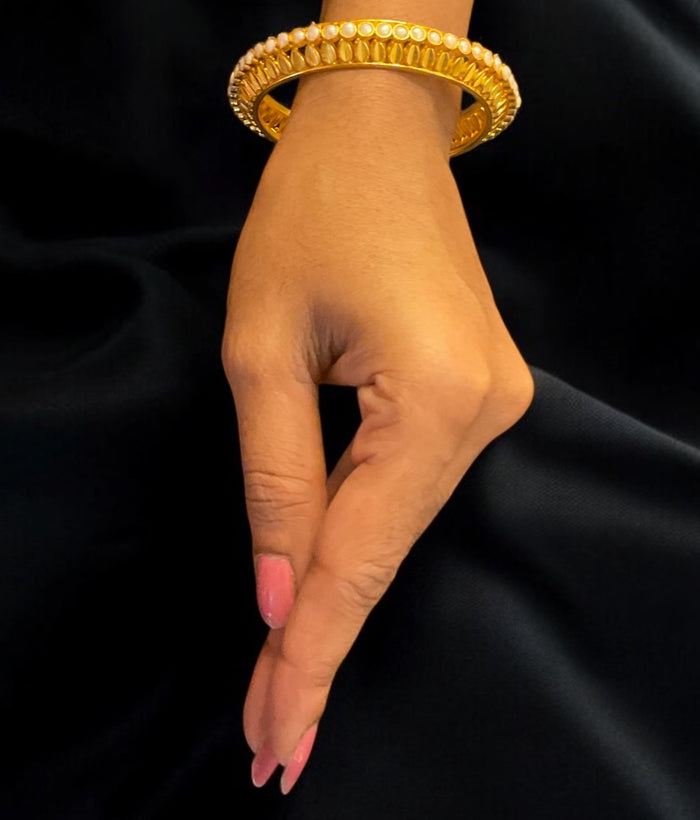 The Moti Tode Silver Pearl Bangle- Single (Size/2.2/ 2.4/2.6/2.8)