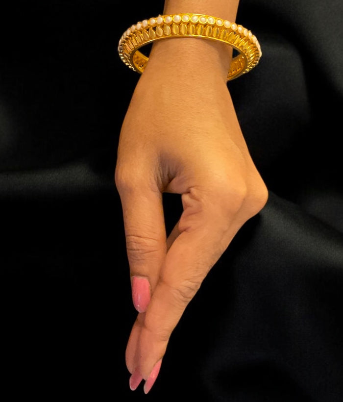 The Moti Tode Silver Pearl Bangle- Single (Size/2.2/ 2.4/2.6/2.8)