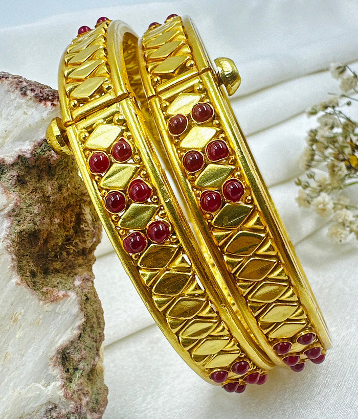 The Pratiksha Silver Kemp Openable Kada- Single (Size 2.2/2.4/2.6/2.8)