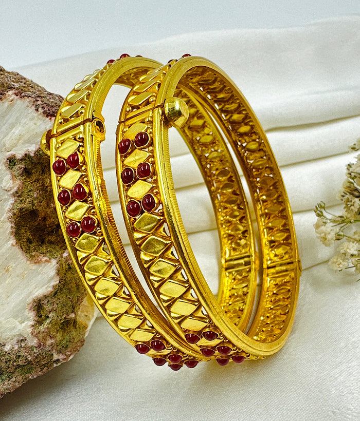 The Pratiksha Silver Kemp Openable Kada- Single (Size 2.2/2.4/2.6/2.8)