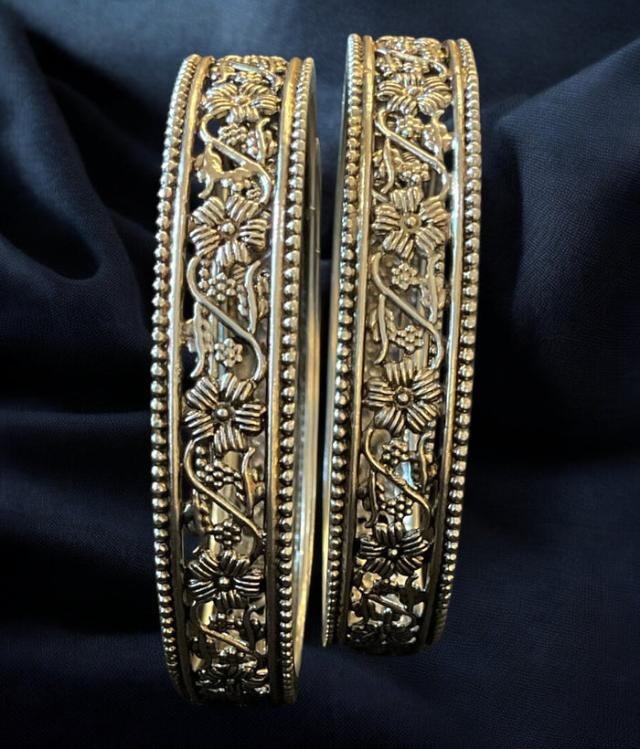 The Pushpita Silver Filigree Bangle- Single (Size /2.2/2.4/2.6/2.8)
