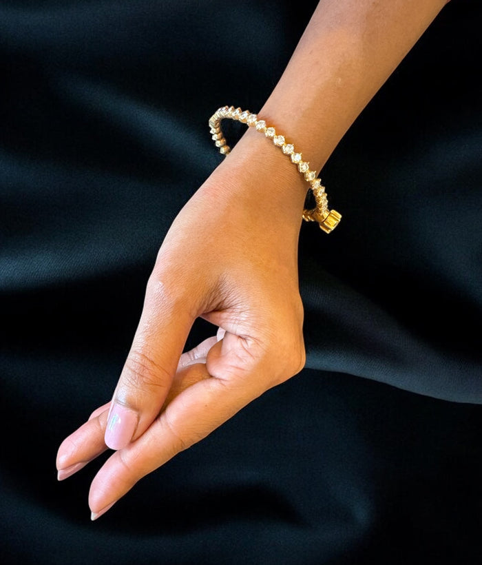 The Vaibhava Silver Solitaire Bracelet -Single(Size 2.8)