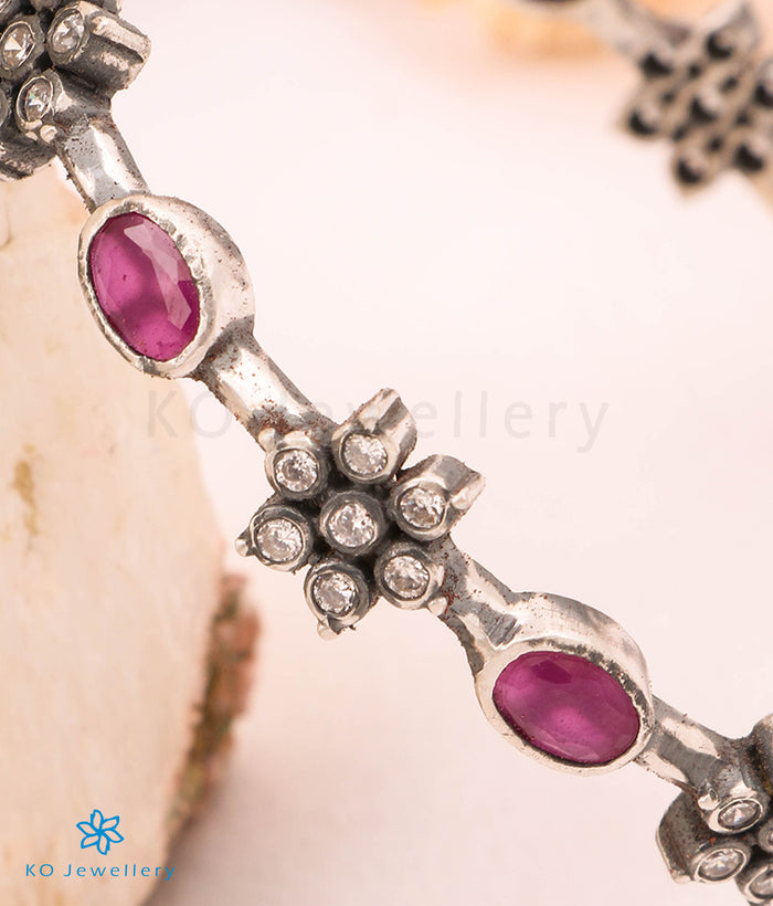 The Vrta Silver Kempu Bangle(Oxidised/Size 2.2/2.4/2.6/2.8)