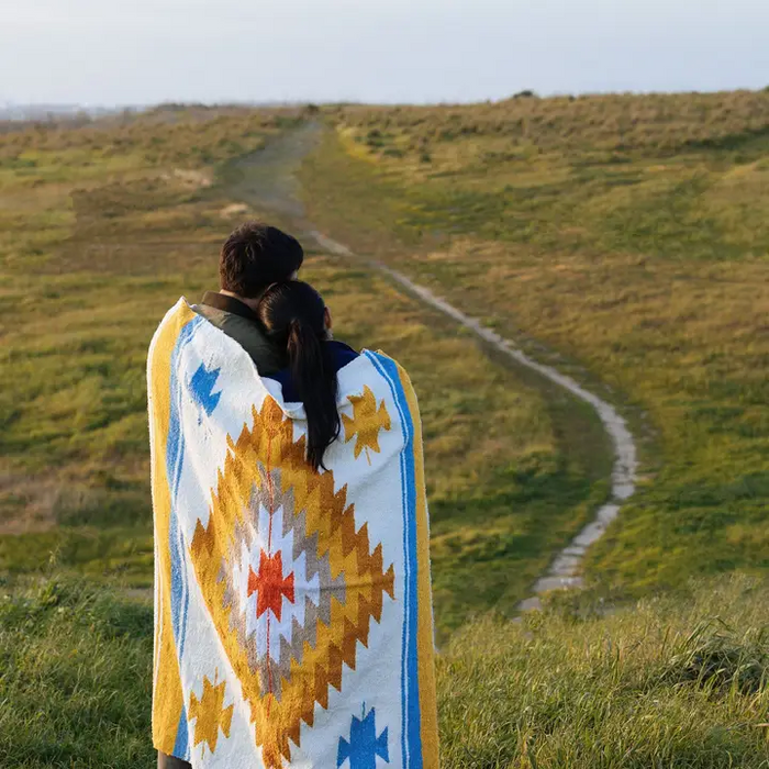 Tierra Paseo Blanket Roll