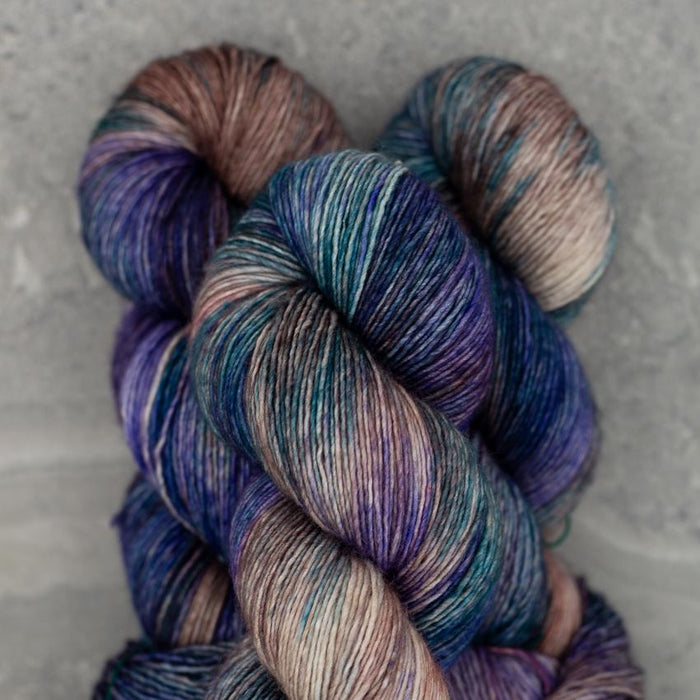 Twist Light | New Moon