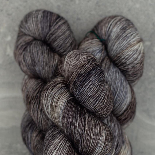 Twist Light | Pebble