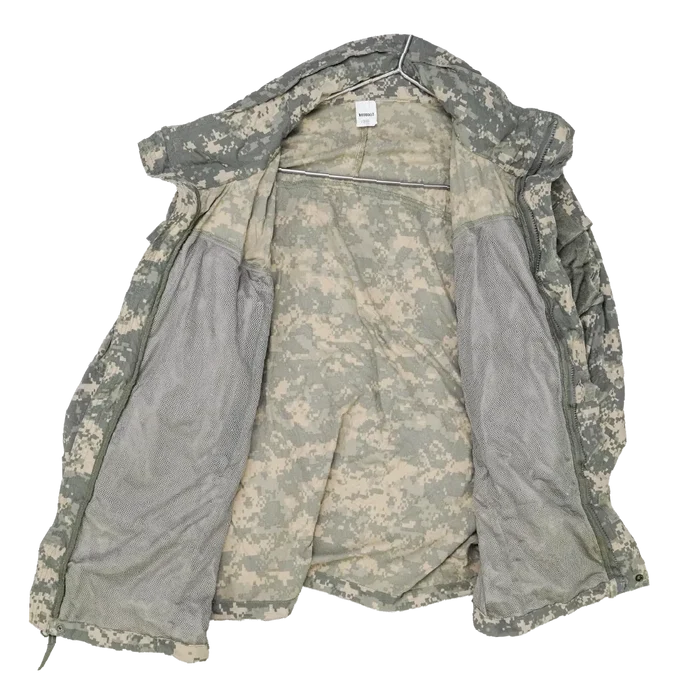 USGI UCP Softshell Jacket - Medium Regular - US Army Surplus - Softshell Jacket